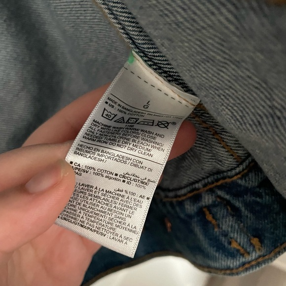 Old navy denim jacket - Picture 3 of 4